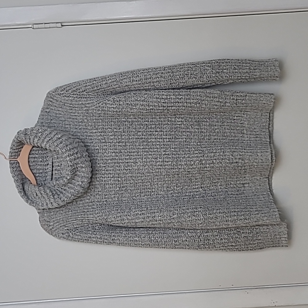 Forever 21 Medium Women's Grey Sweater